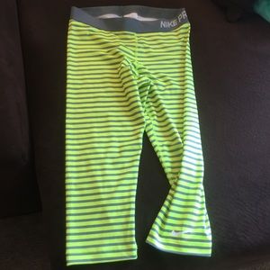 Nike pro leggings